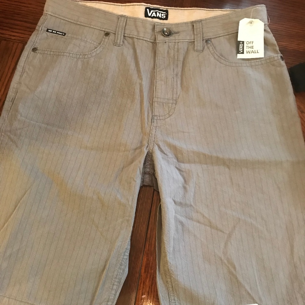 Vans Grey Shorts Size 30 NWT